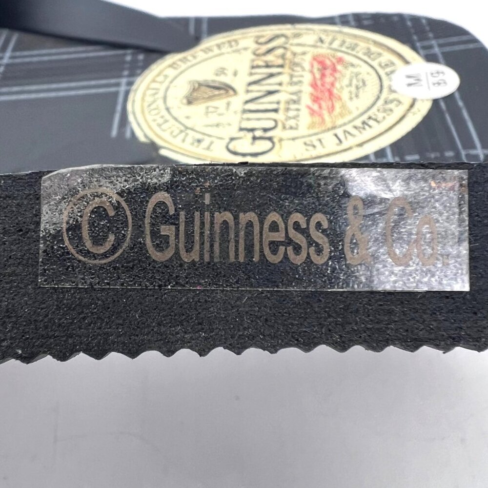 Guinness Flip Flops Black Plaid Pattern Men Size M 8/9 Rubber Casual Sandals - Picture 5 of 10